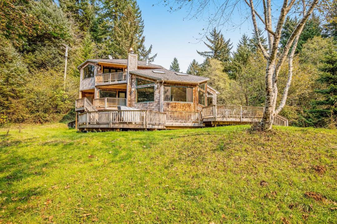 Photo of Others in Cloverdale