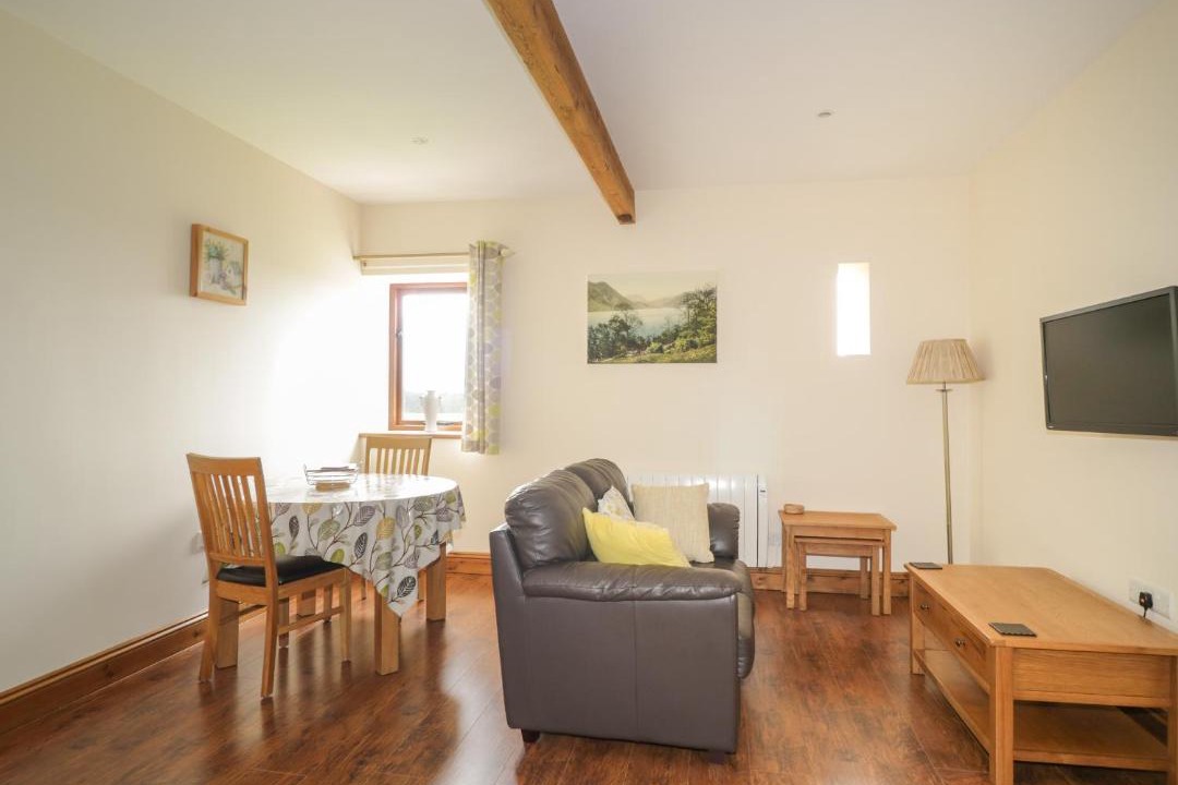 Photo of Livingroom in Wing