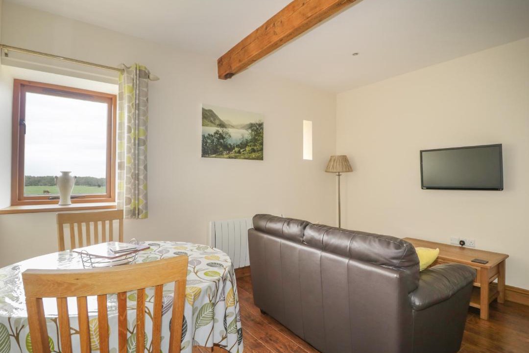 Photo of Livingroom in Wing