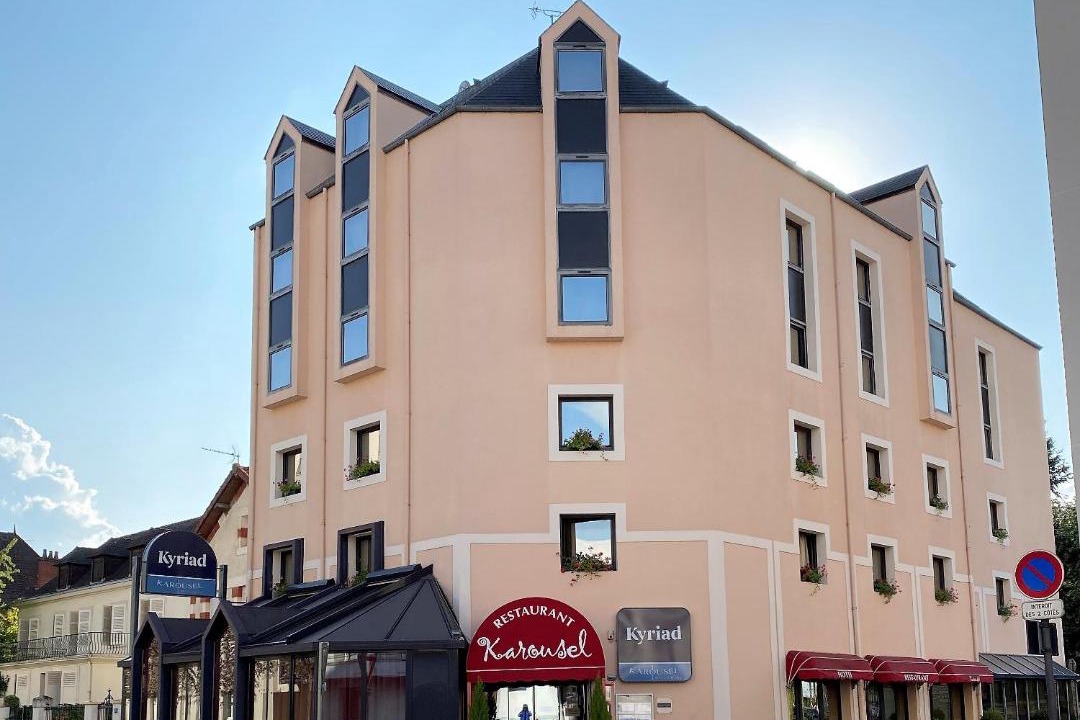 Photo of Others in Nevers