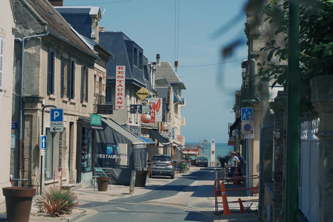Photo of Others in Luc-sur-Mer