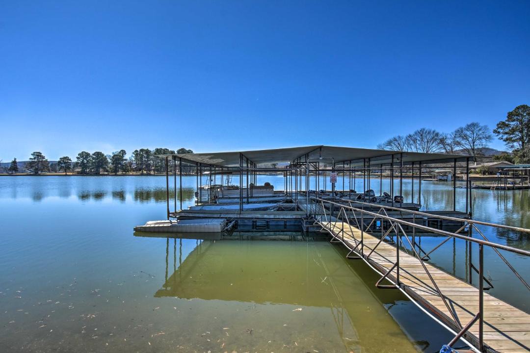 Photo of Others in Lake Hamilton