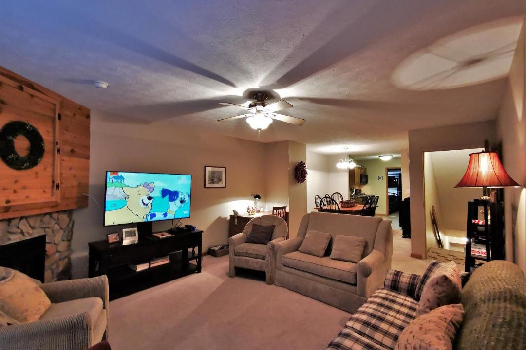 Photo of Livingroom in Snowshoe