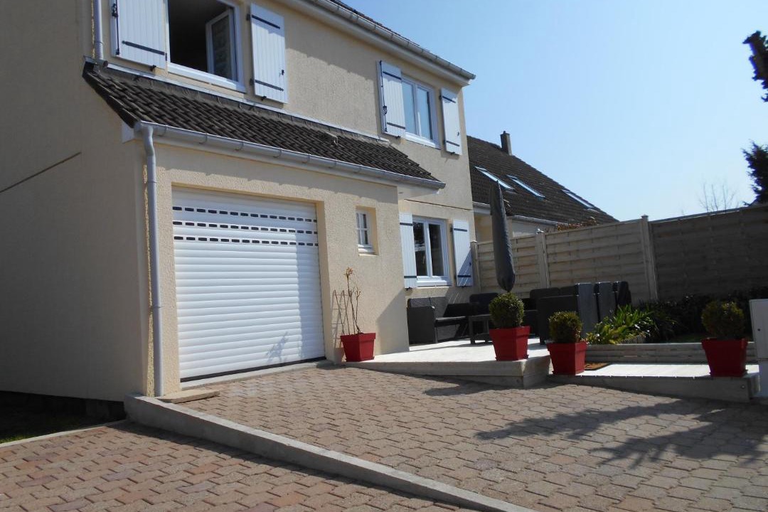 Photo of Others in Bernieres-sur-Mer