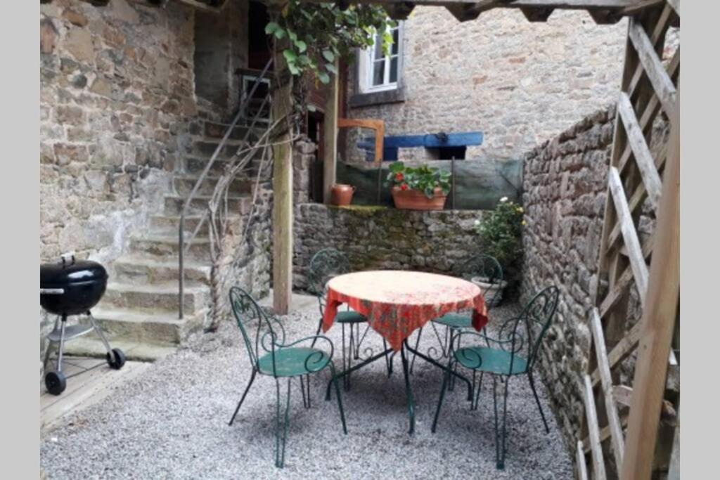 Photo of Patio Balcony in Guemene-sur-Scorff