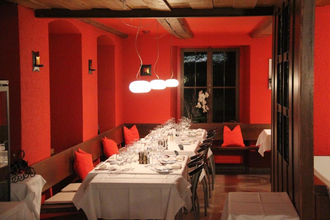 Photo of Others in Diegten
