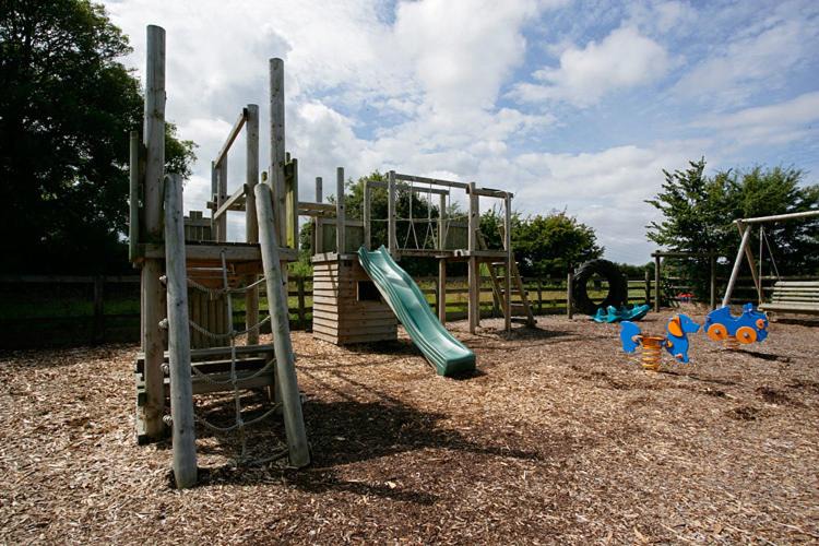 Photo of Others in Hewish