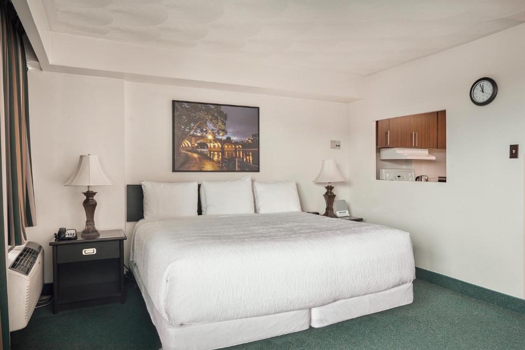 Photo of Bedroom in Golden Triangle