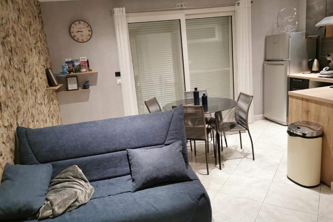 Photo of Livingroom in Brison-Saint-Innocent