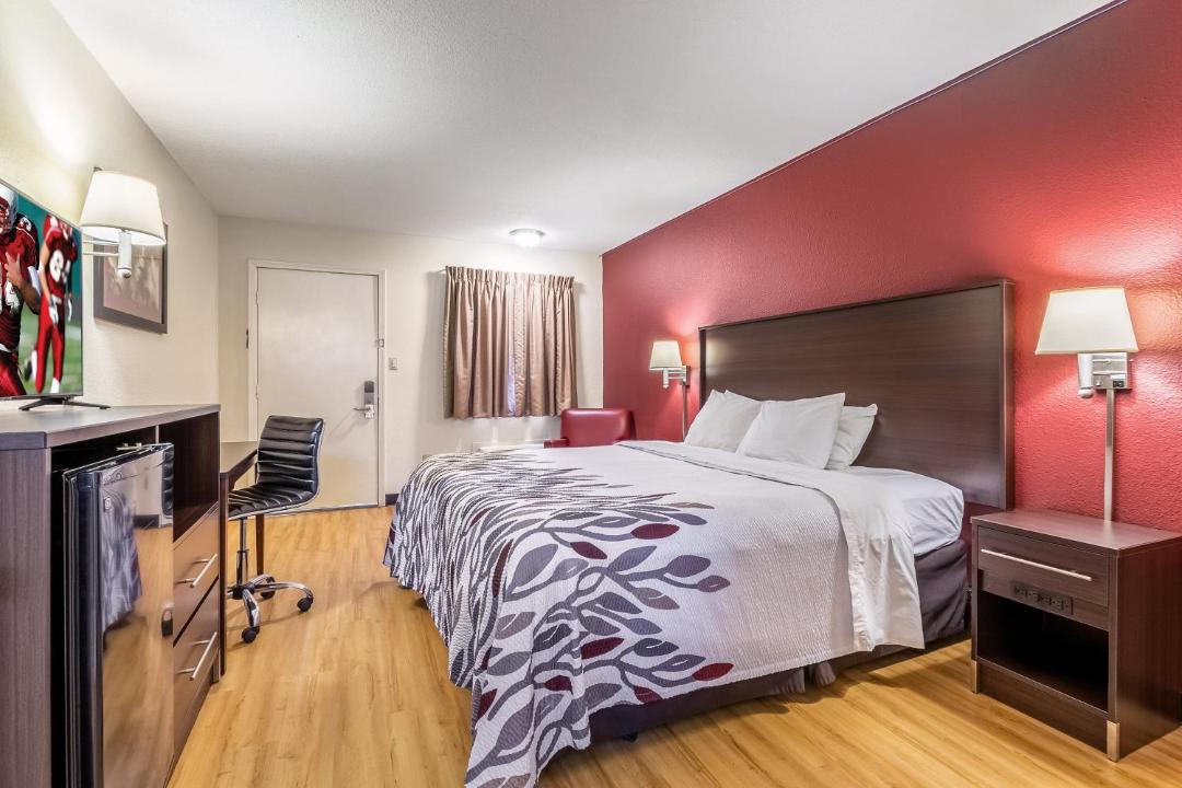 Photo of Bedroom in Scottsburg