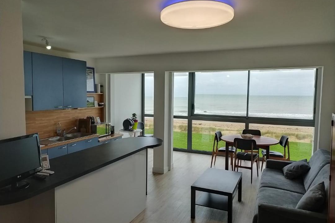 Photo of Others in Le Home