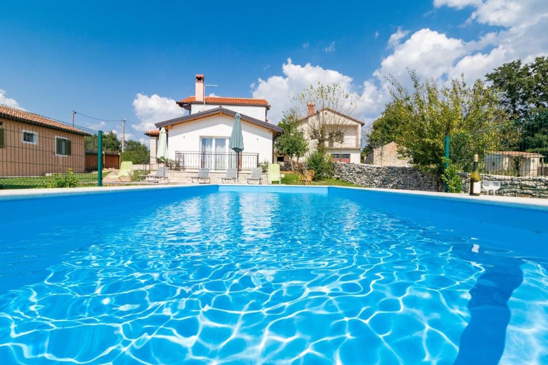 Photo of Outdoor in Gracisce