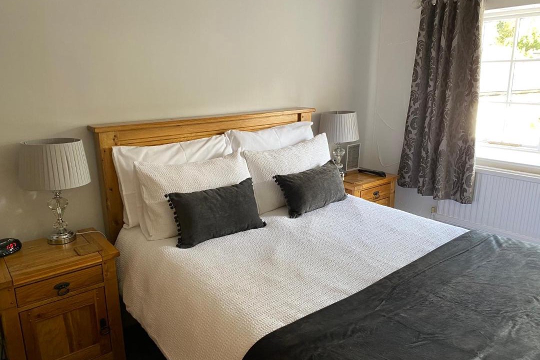 Photo of Others in Oulton