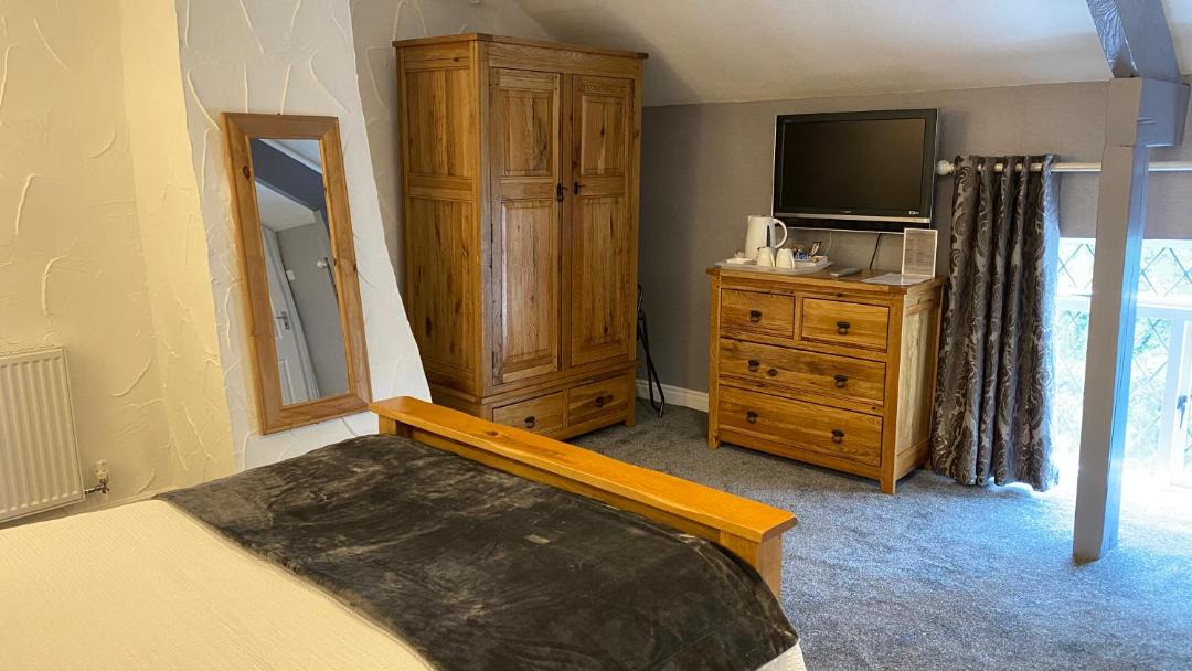 Photo of Others in Oulton