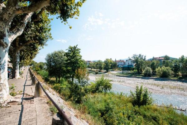 Photo of Others in Crest