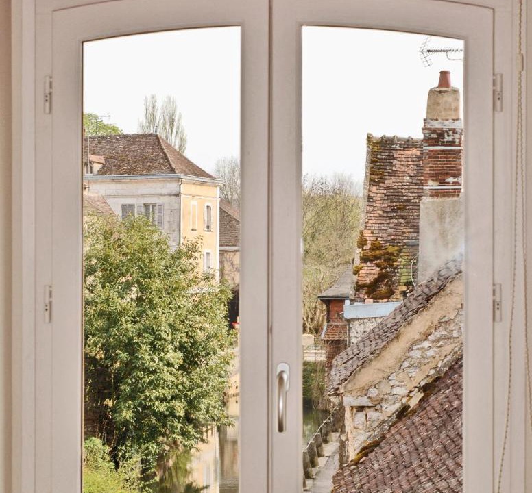 Photo of Others in Chablis