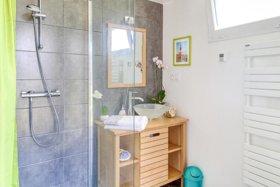 Photo of Bathroom in Lampaul-Plouarzel