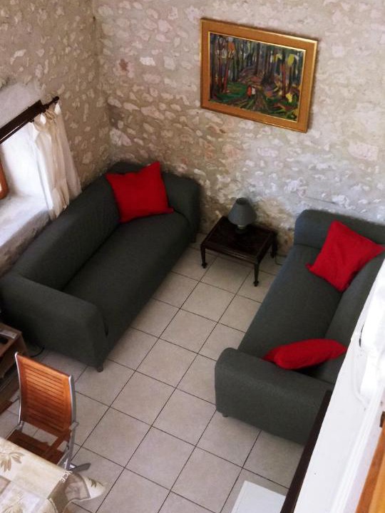 Photo of Livingroom in Nanteuil-de-Bourzac