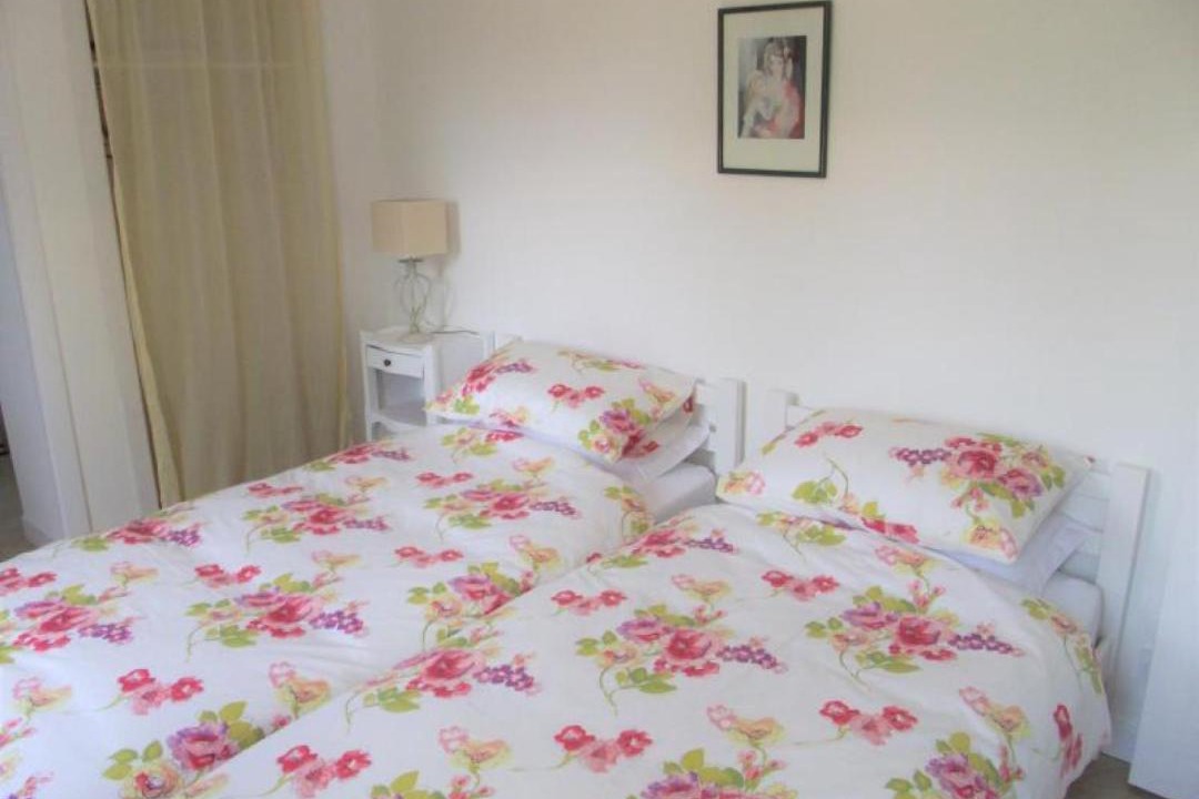Photo of Bedroom in Asnieres sur Vegre
