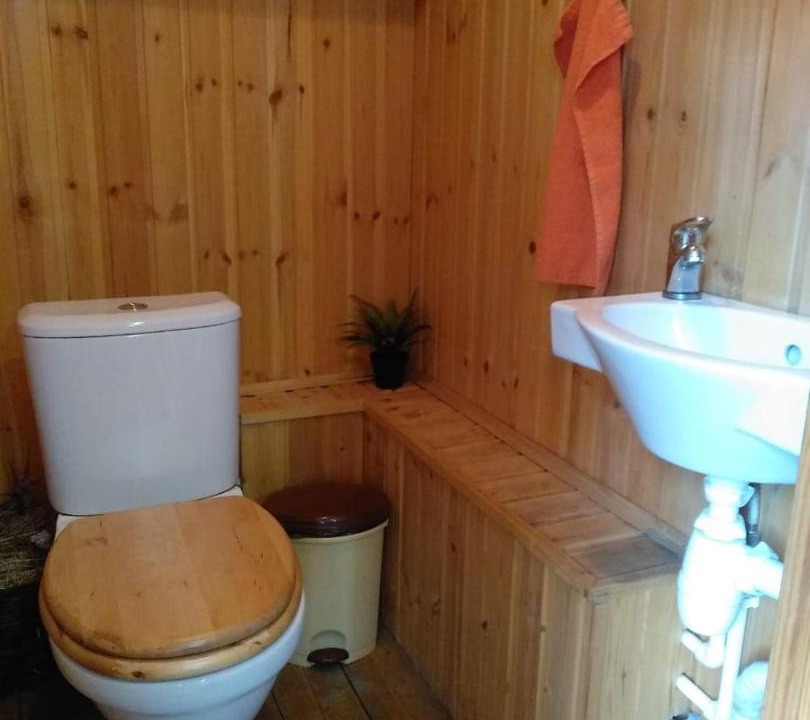 Photo of Bathroom in Plyos