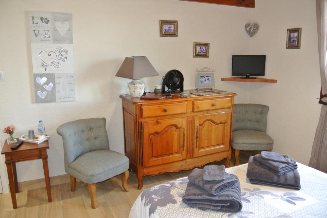 Photo of Bedroom in Le May-sur-Evre