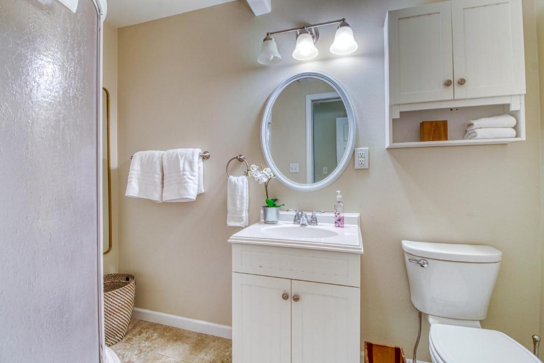 Photo of Bathroom in Wapato Point