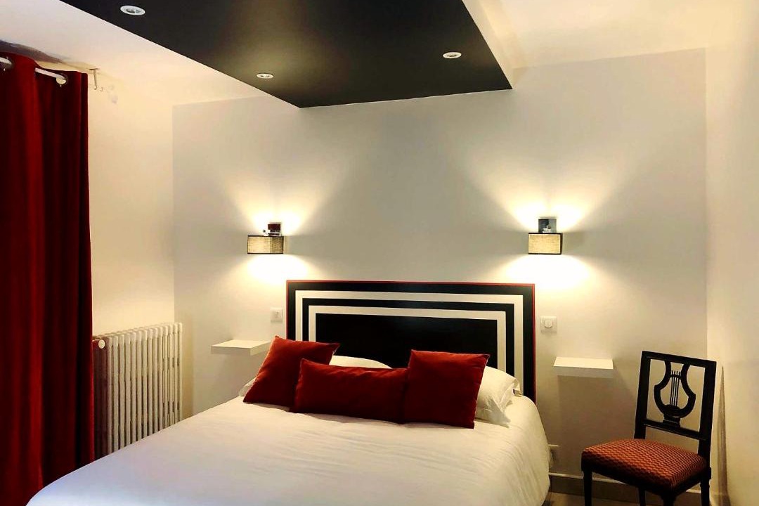 Photo of Others in Provins