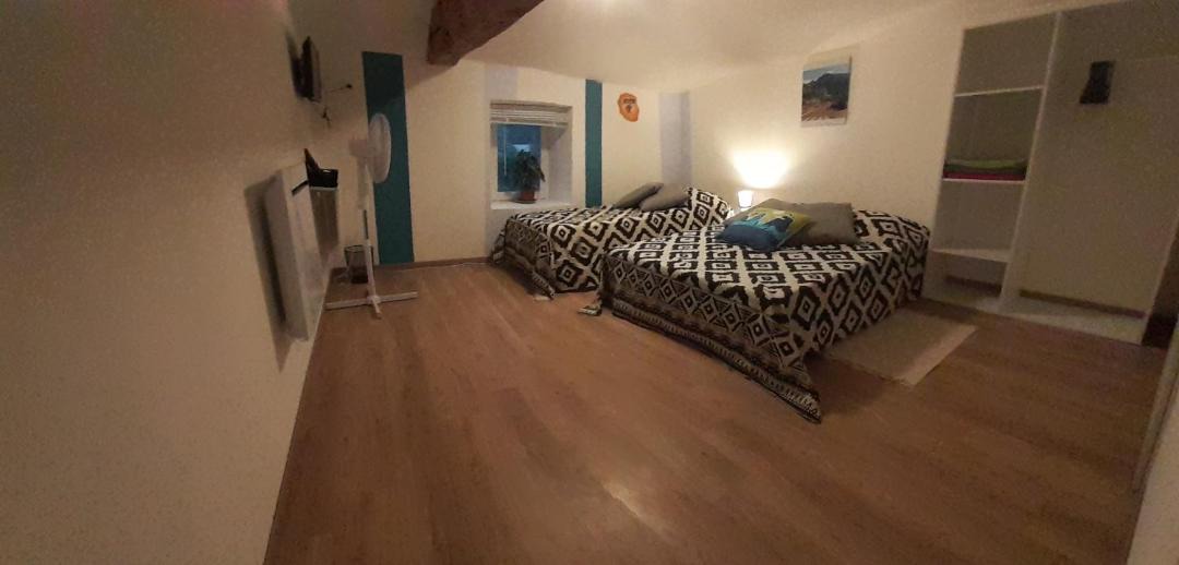 Photo of Others in Chirac