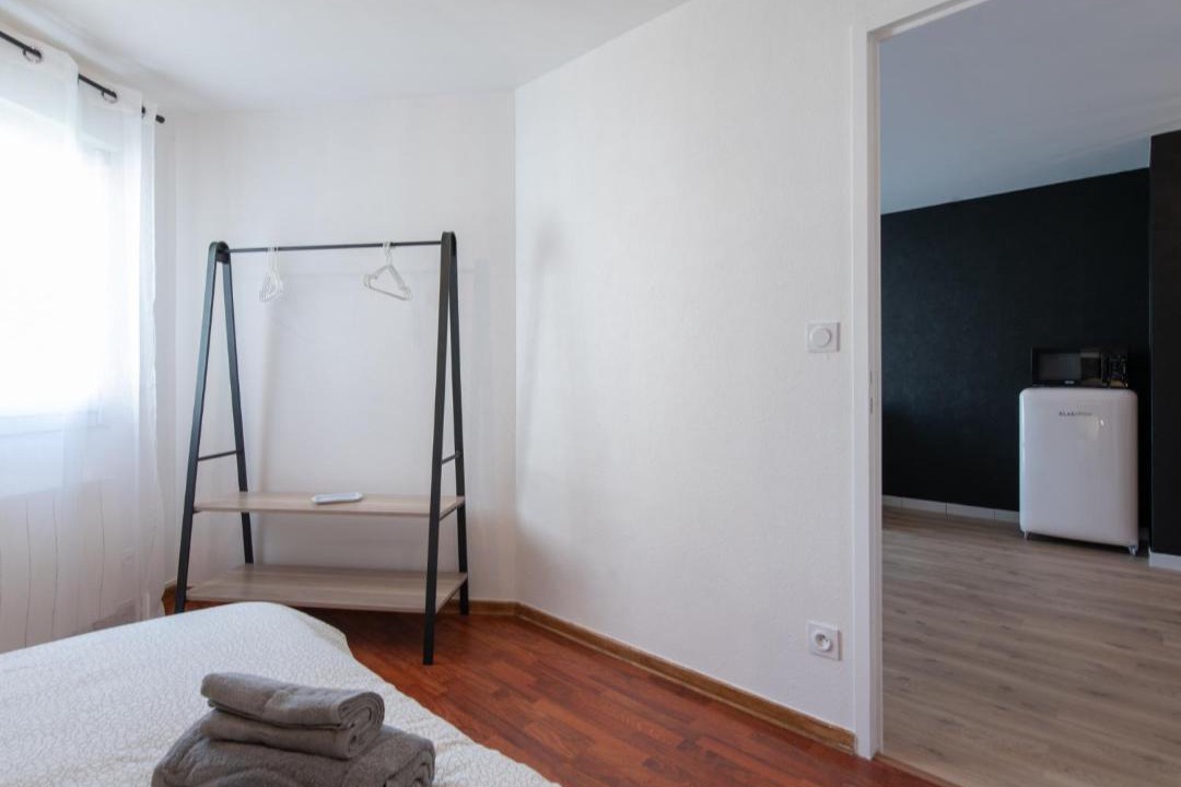 Photo of Bedroom in Saint-Genis-les-Ollieres