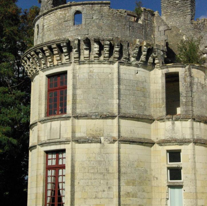 Photo of Buildings in Veuil