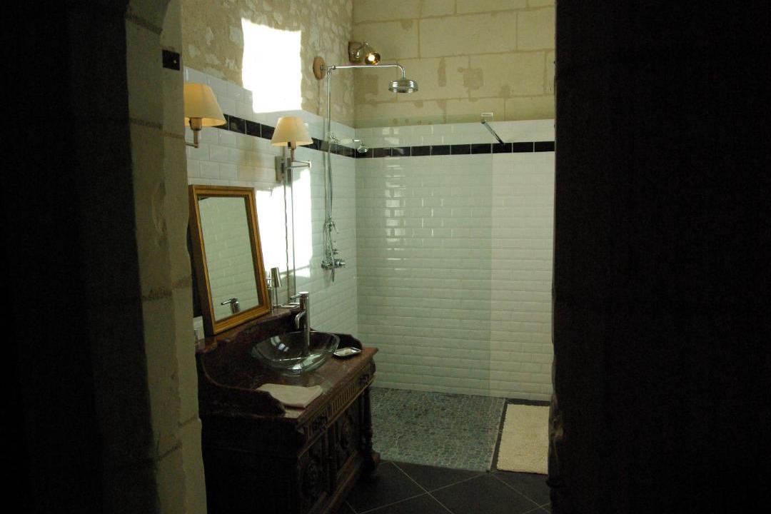 Photo of Others in Veuil