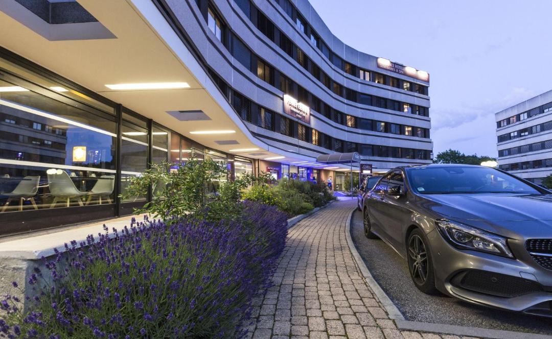 Photo of Others in Ferney-Voltaire