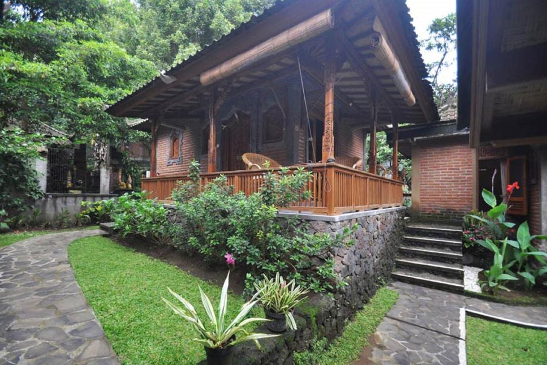 Photo of Others in Munduk