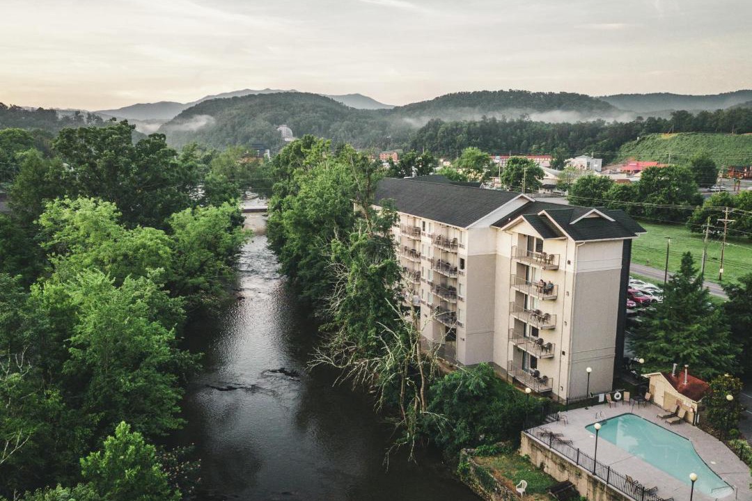 Photo of Others in Pigeon Forge