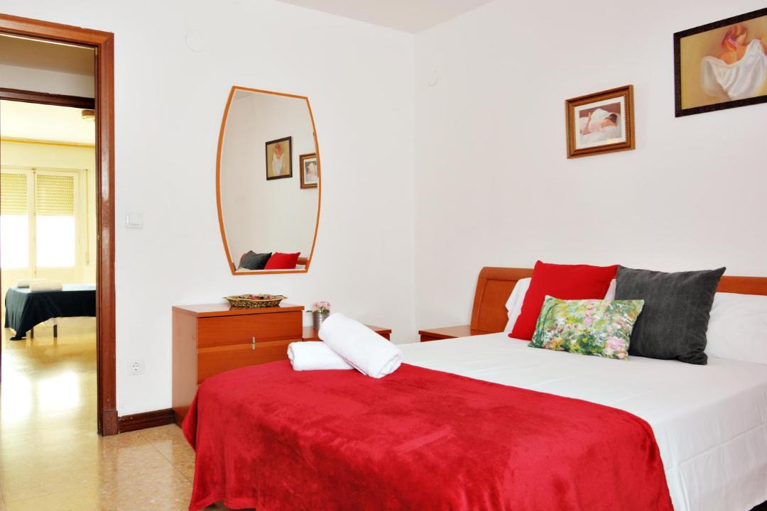 Photo of Bedroom in Zaragoza Old Town