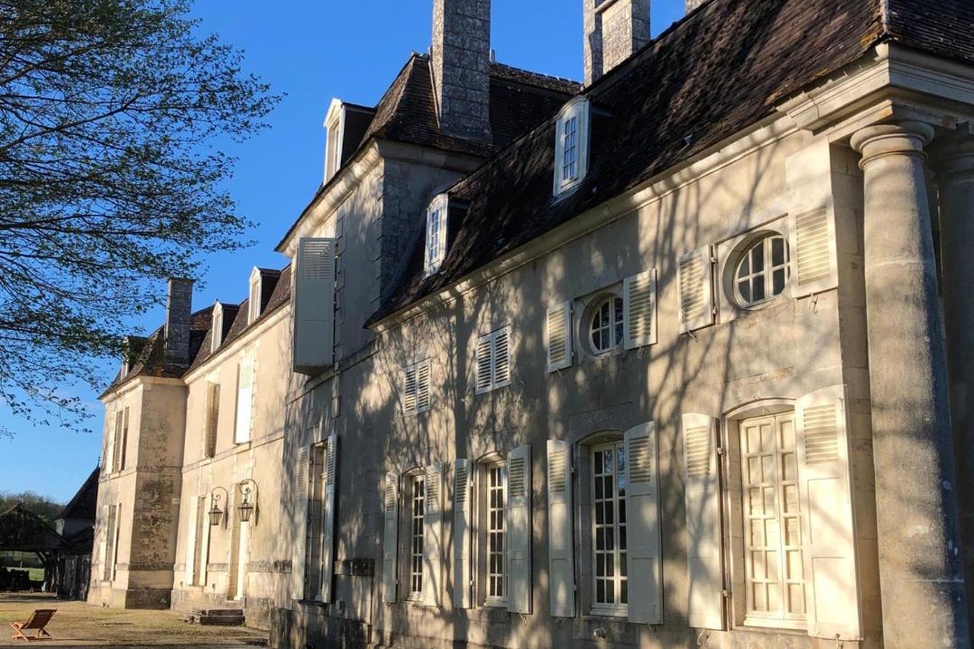 Photo of Buildings in Villemorien