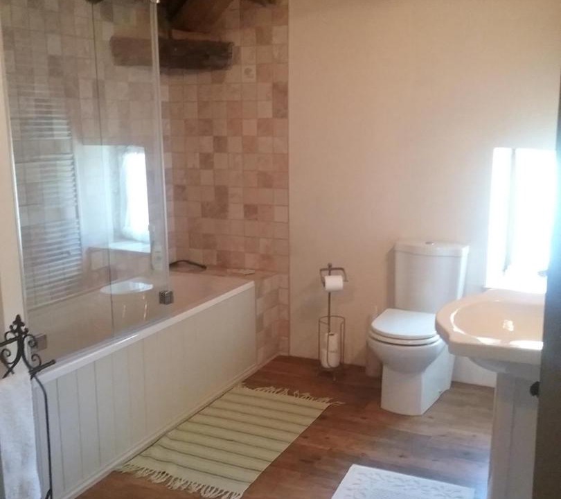 Photo of Others in Tayrac