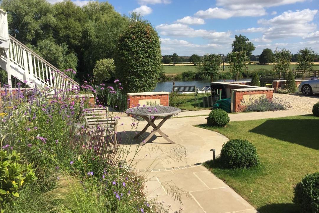 Photo of Others in Wallingford