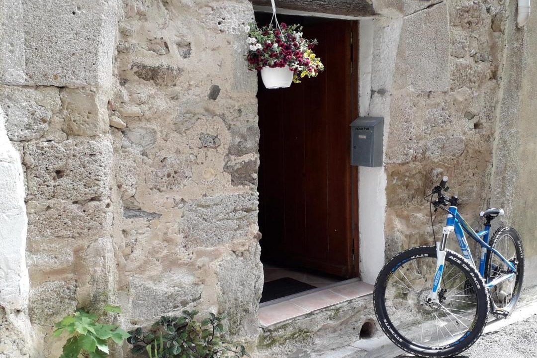Photo of Others in Saint-Genies-de-Fontedit