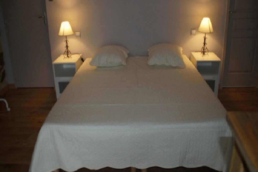 Photo of Bedroom in Veyziat