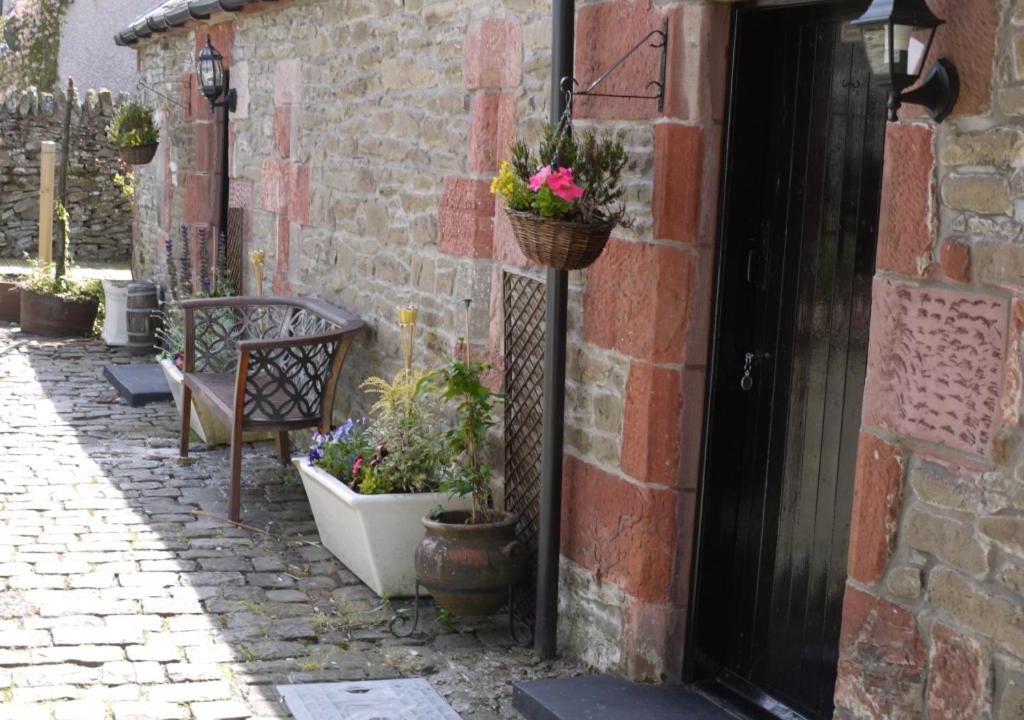 Photo of Others in Alexandria