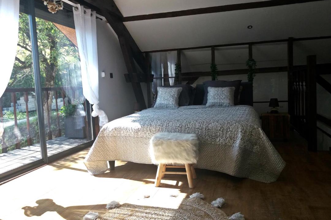 Photo of Bedroom in Domessin