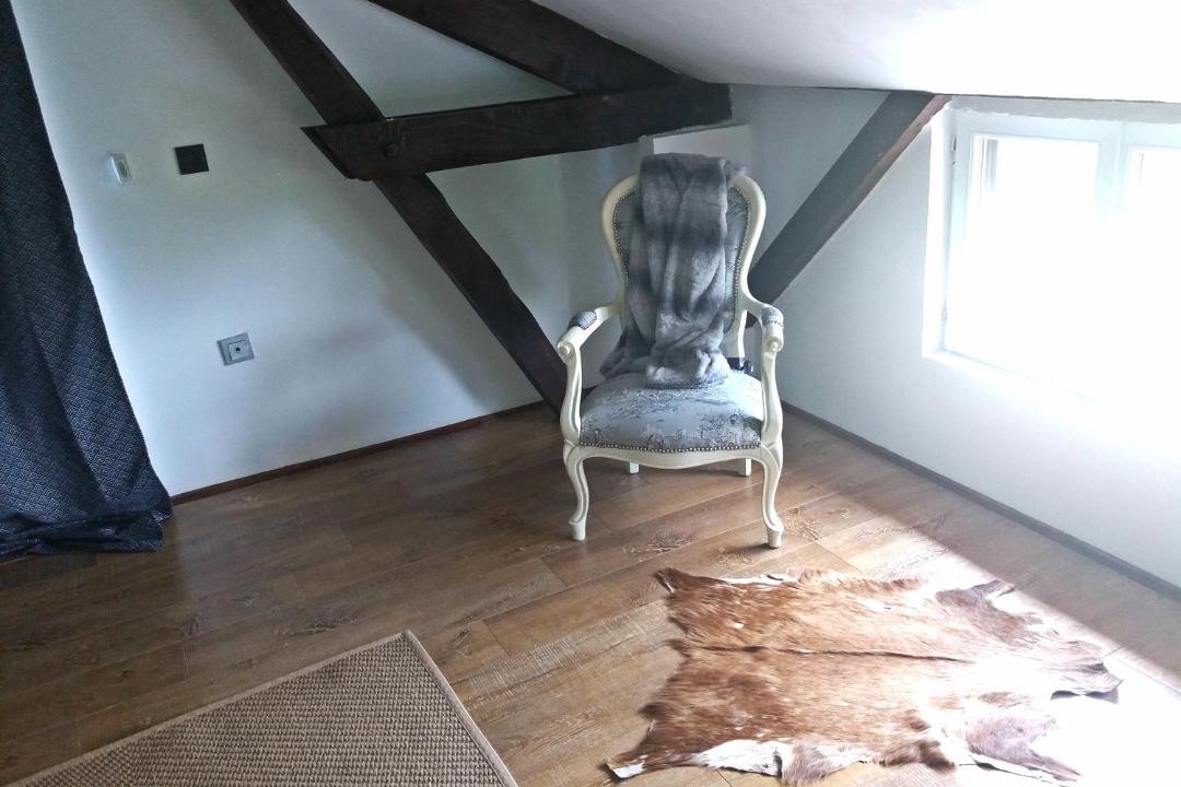 Photo of Others in Domessin