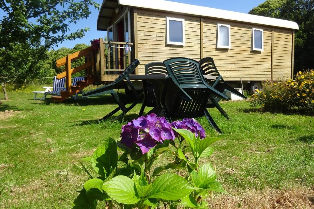 Photo of Buildings in Tremeoc