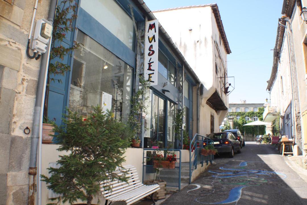 Photo of Others in Montolieu