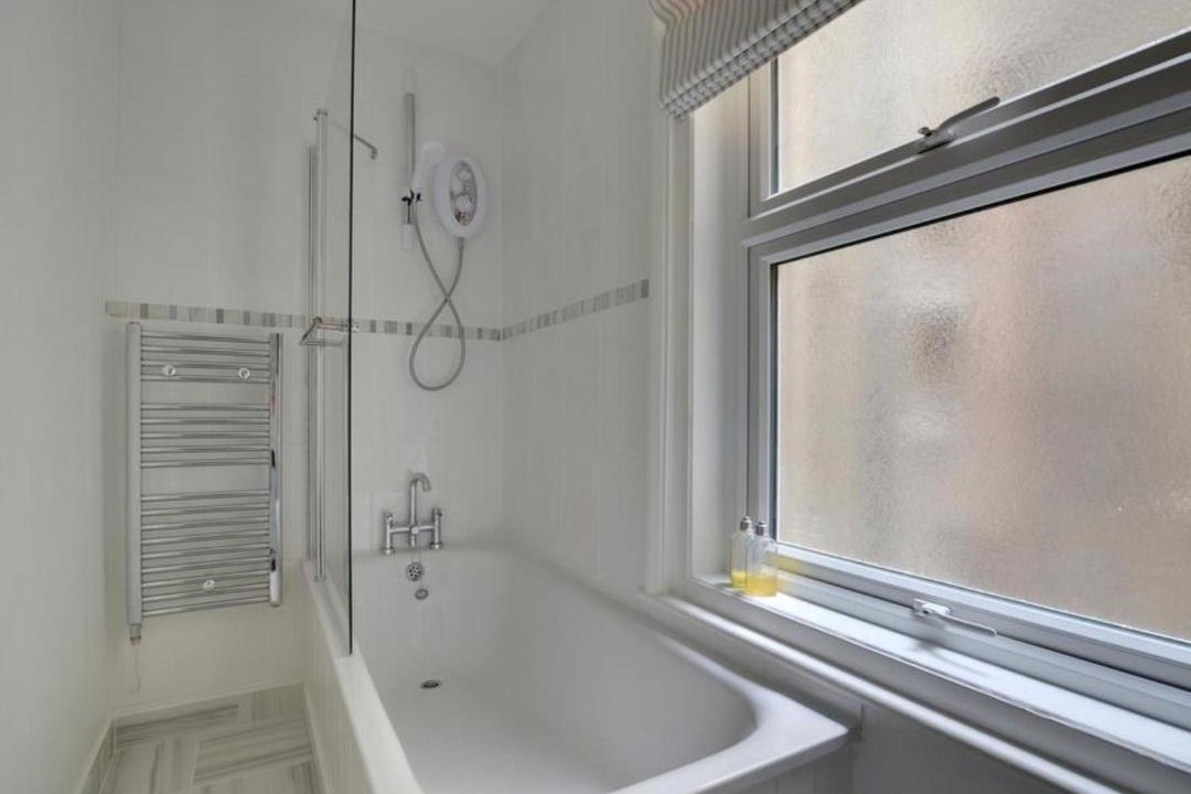 Photo of Bathroom in Hythe