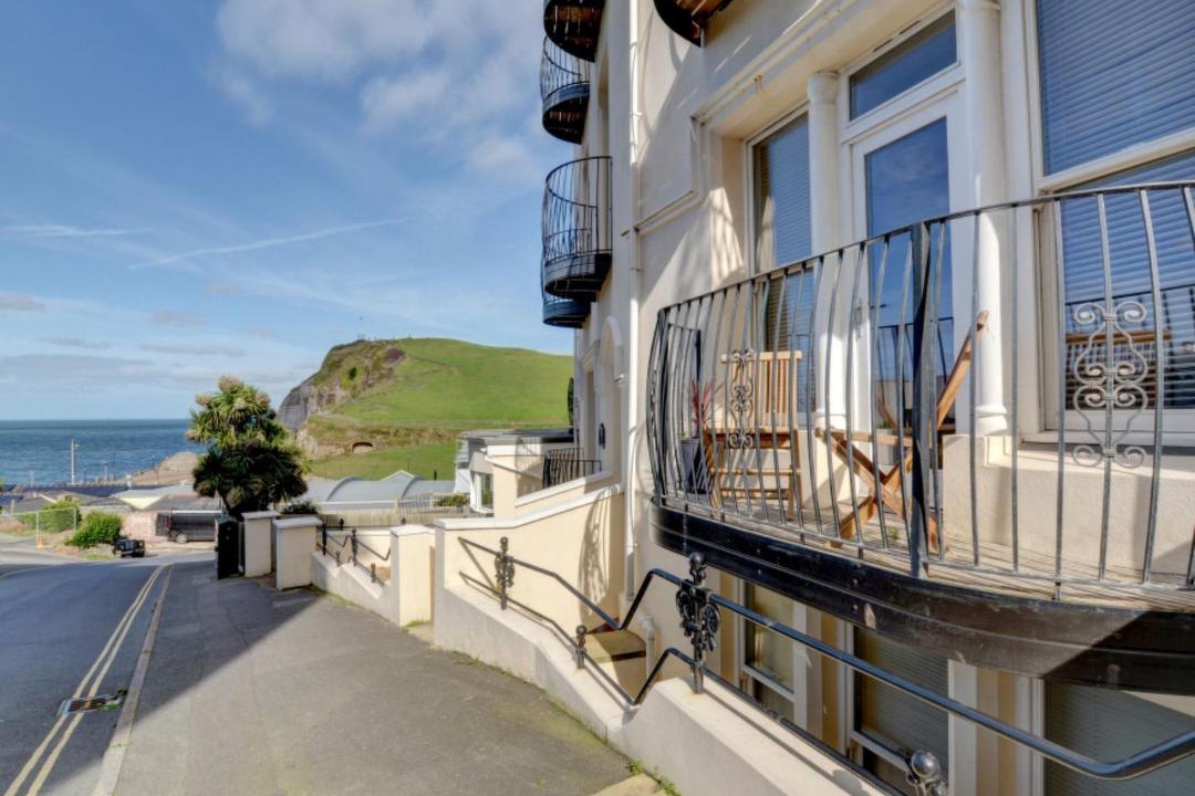 Photo of Buildings in Hele