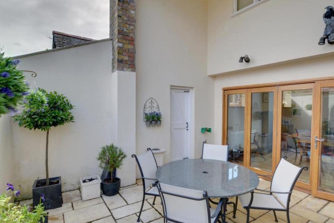 Photo of Others in Sandwich