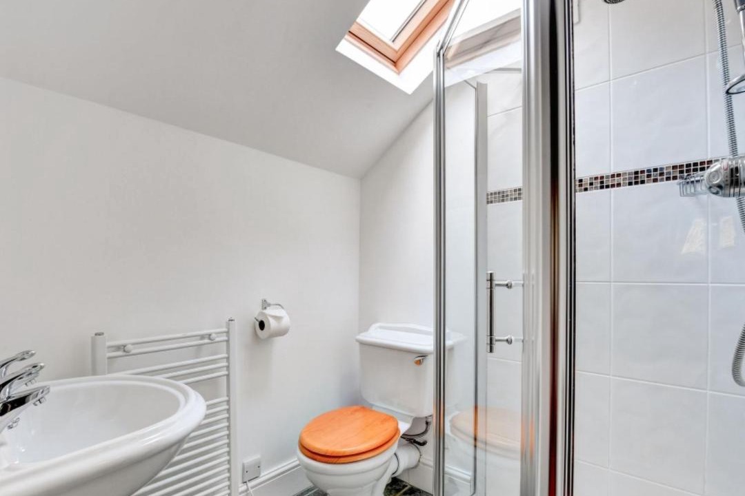 Photo of Bathroom in Chapel Stile