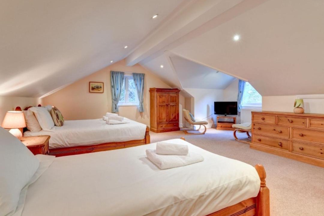 Photo of Others in Chapel Stile